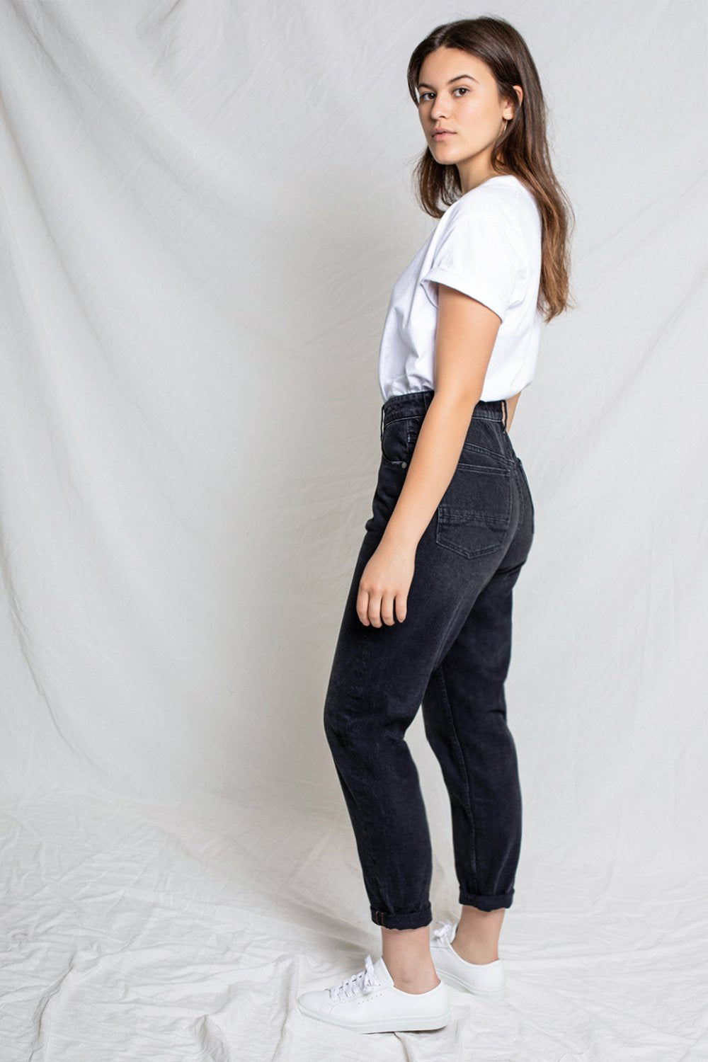 Jeans 100% Algodon Biologico GOTS - Nora Loose Tapered - Caminaròli Ethical Fashion